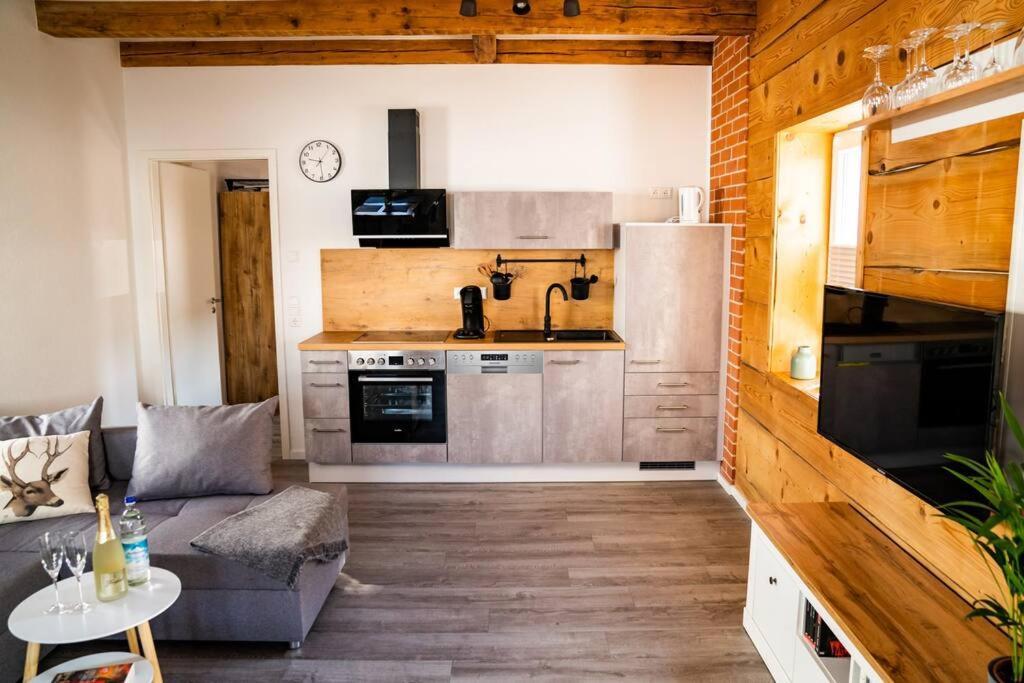 Neu Renoviertes Ferienhaus/Wohnunng Kleine Auszeit Sonnenbuhl Exterior photo