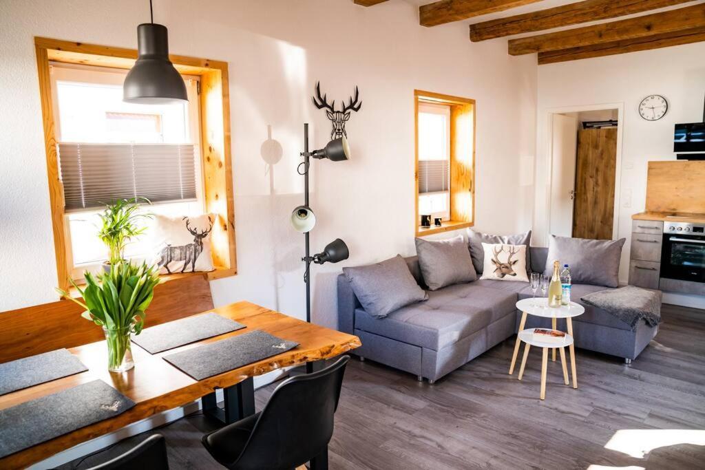 Neu Renoviertes Ferienhaus/Wohnunng Kleine Auszeit Sonnenbuhl Exterior photo
